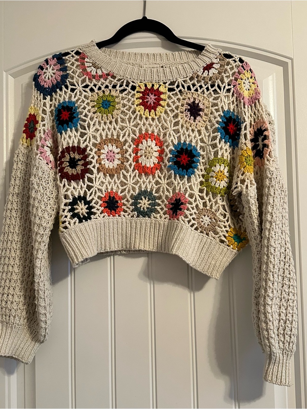 Crochet Floral Knitted Cream Cropped Sweater